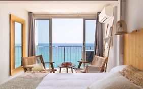Banana Beach Boutique Studio